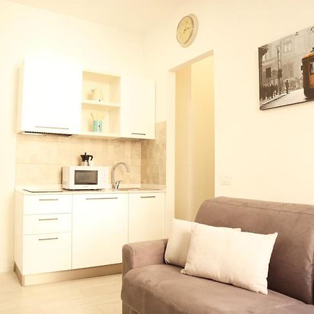 Navigli Tiny Bright House Apartamento Milão Exterior foto